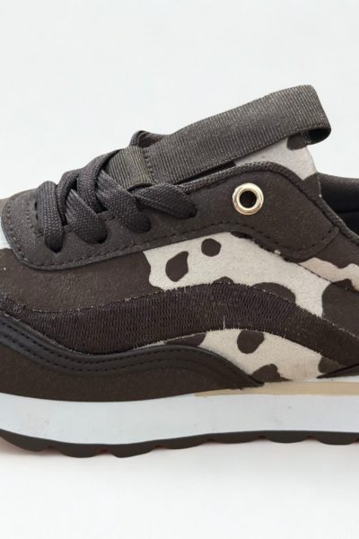 Zapatillas de mujer marrón con estampado animal print